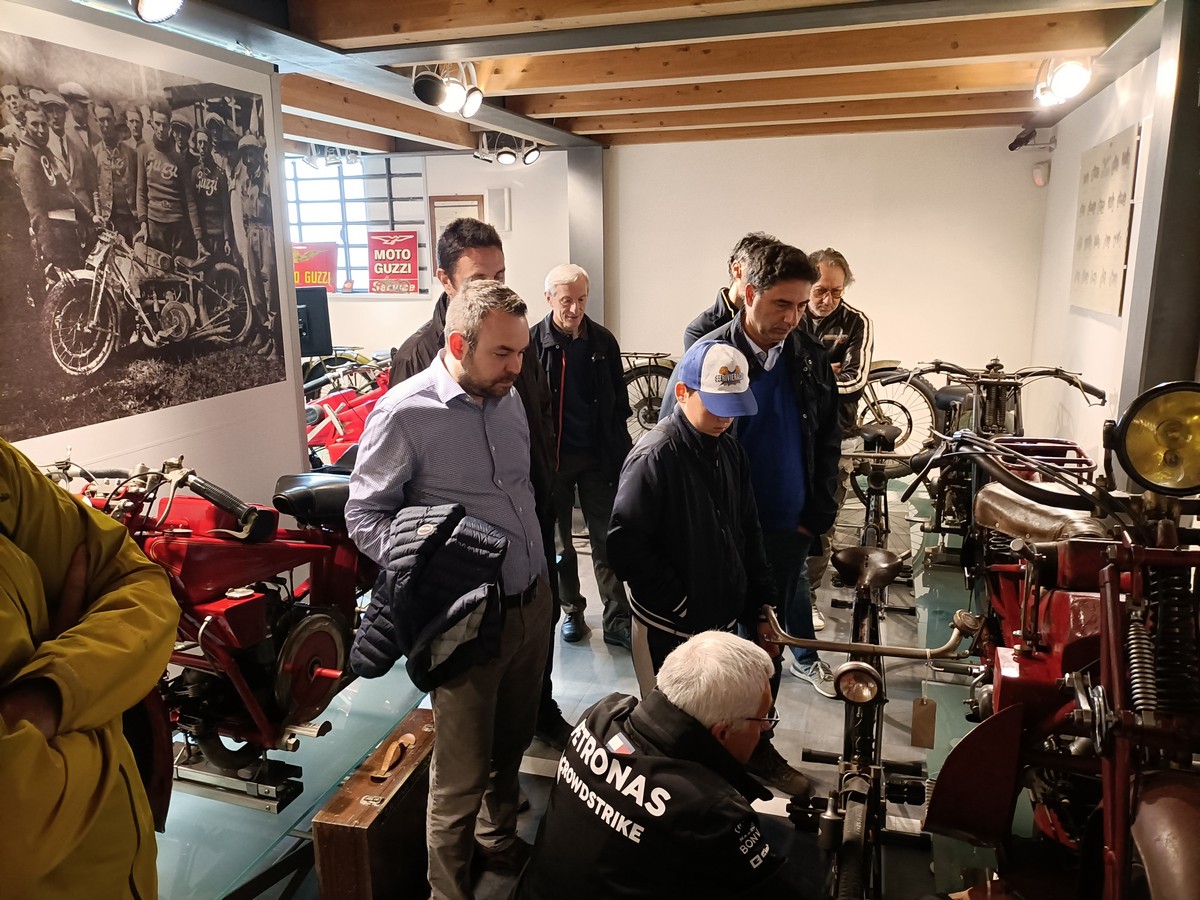 Moto Guzzi